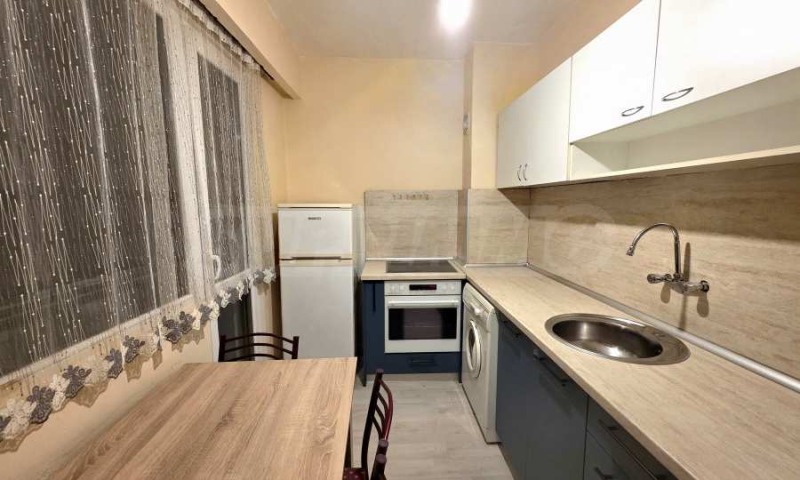 Продава 2-СТАЕН, гр. София, Свобода