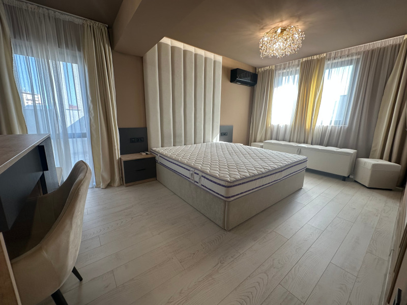 Продава  3-стаен град Пловдив , Център , 135 кв.м | 58504936 - изображение [2]