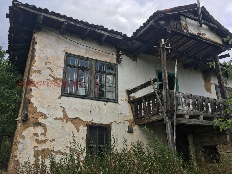 Продава КЪЩА, с. Очуша, област София област