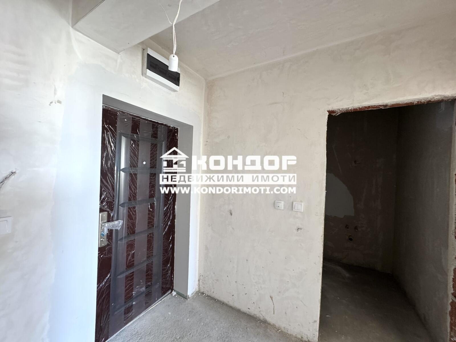 Продава 2-СТАЕН, гр. Пловдив, Кючук Париж, снимка 3 - Апартаменти - 56288467