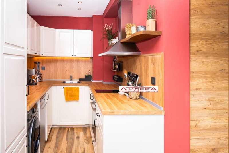 Продава 3-СТАЕН в град Пловдив, Център - 160 кв.м / 319 900 € » 625 670.02 лв., ЛИДЕРА