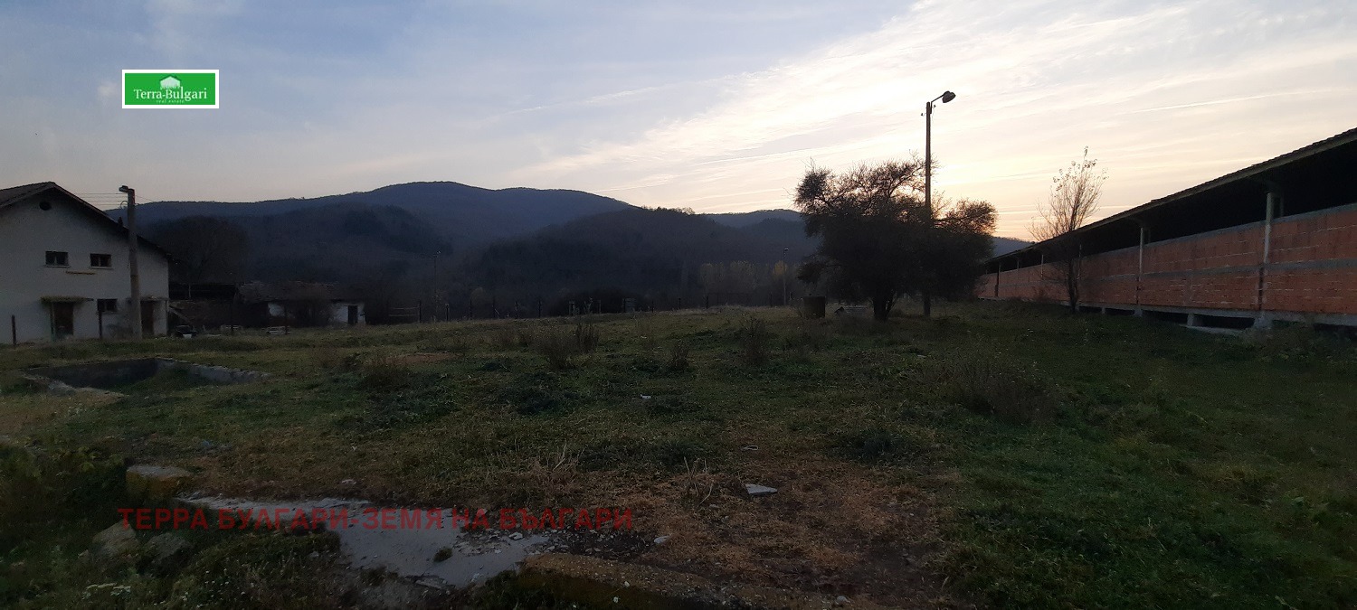 Продава ФЕРМА | Imot.bg — изображение 16