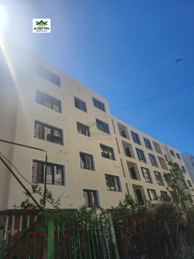 In vendita  1 camera da letto Pazardgik , Ustrem , 62 mq | 24244110