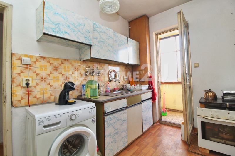 На продаж  2 спальні Пловдив , Кючук Париж , 94 кв.м | 73646688 - зображення [2]