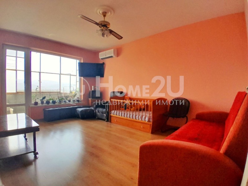 À venda  2 quartos Plovdiv , Kiutchuk Parij , 88 m² | 24094557