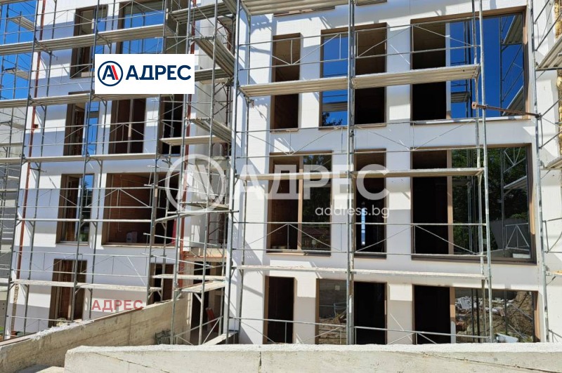 In vendita  3+ camere da letto Varna , Briz , 153 mq | 16450127