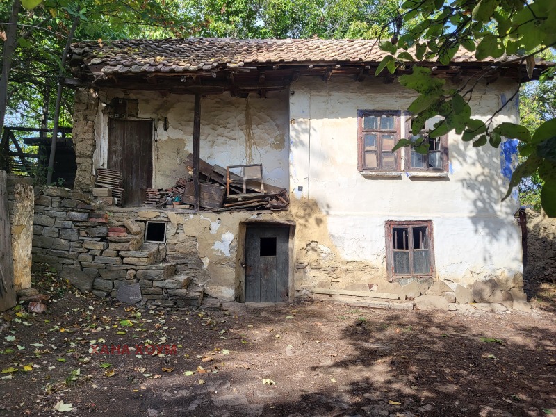 Na prodej  Dům oblast Loveč , Slatina , 75 m2 | 59336770 - obraz [2]