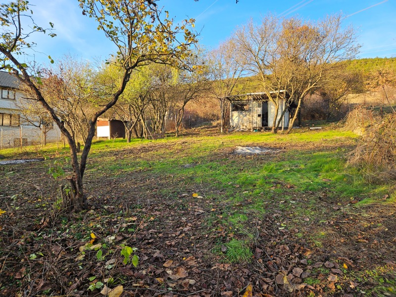 Продава ПАРЦЕЛ, с. Саранци, област София област, снимка 2 - Парцели - 52544891