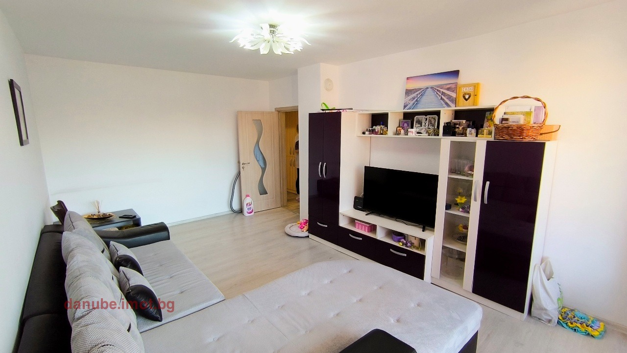 Продава 2-СТАЕН, гр. Русе, Възраждане, снимка 5 - Апартаменти - 53809794