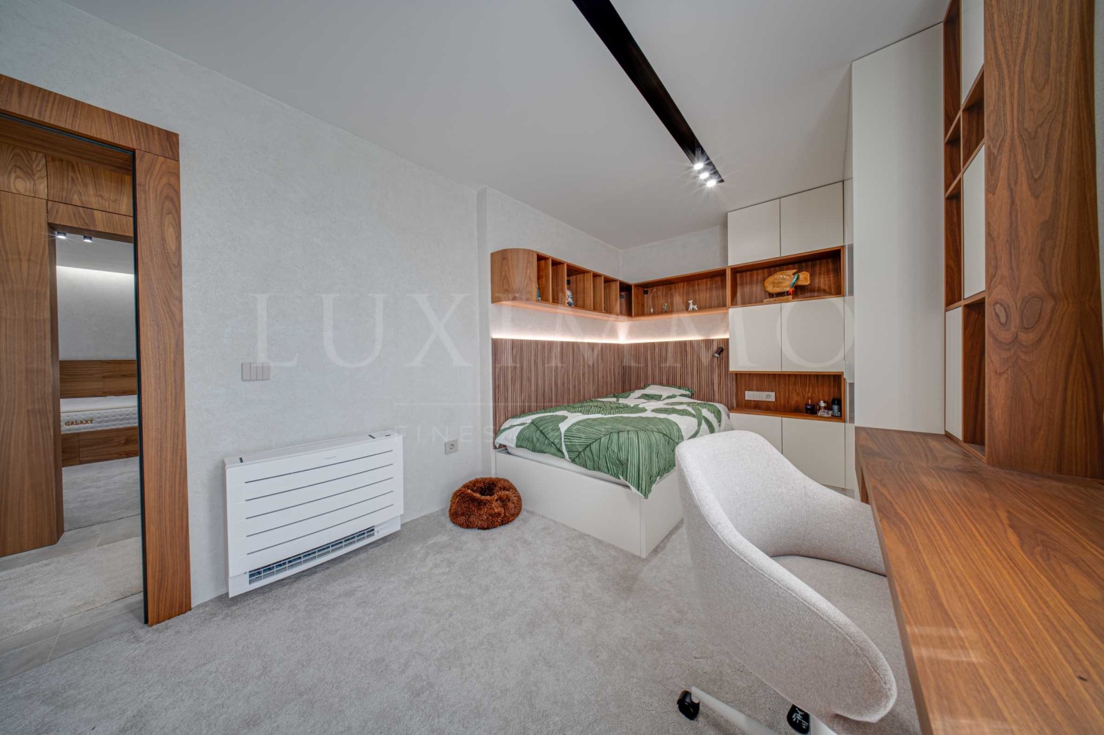 Продава МНОГОСТАЕН, гр. София, Малинова долина, снимка 17 - Апартаменти - 54288834