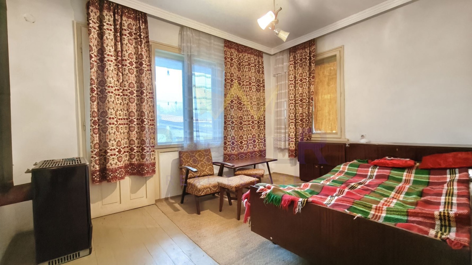 Продава КЪЩА, гр. Смядово, област Шумен, снимка 8 - Къщи - 55100476