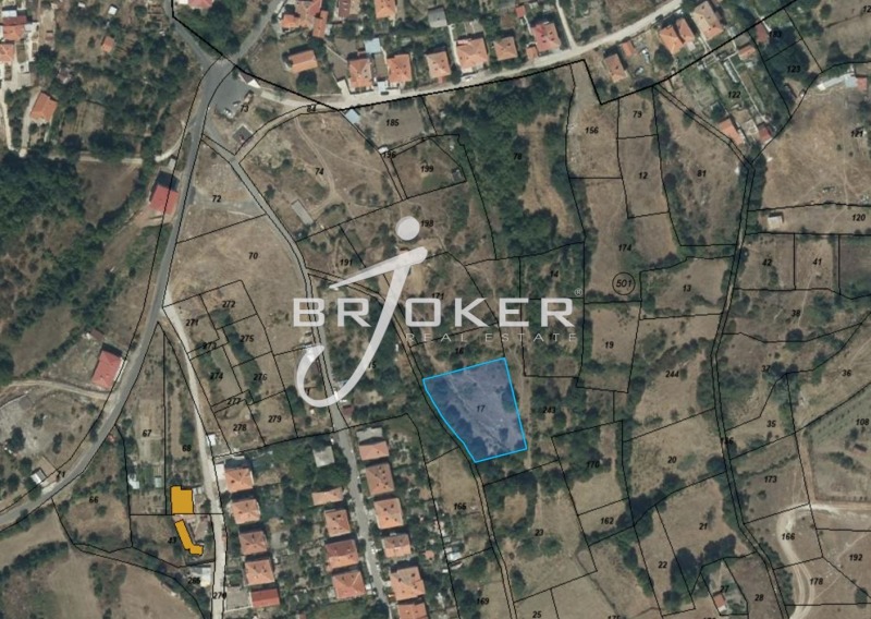 Продава ПАРЦЕЛ в област Кърджали, с. Опълченско - 2094 кв.м / 60 726 € » 118 769.73 лв., БРОКЕР ЖОКЕР