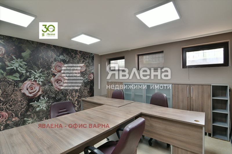 Продава  Офис град Варна , ВИНС-Червен площад , 295 кв.м | 46323475 - изображение [4]