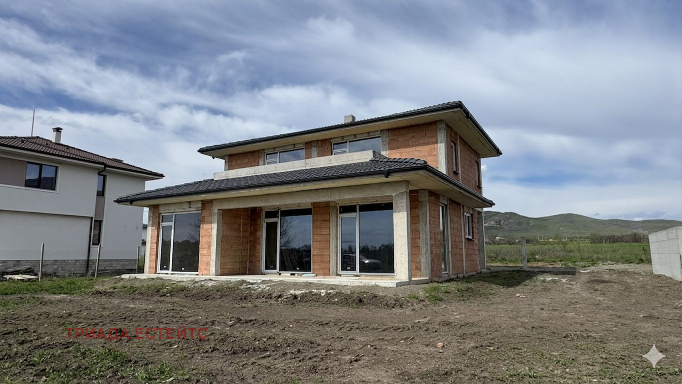 Продава КЪЩА, гр. Бургас, Банево