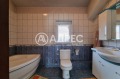 Продава КЪЩА, град София, Надежда 1 • 565000 € / 1105043.95 лв. • 63397078 16