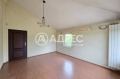 Продава КЪЩА, град София, Надежда 1 • 565000 € / 1105043.95 лв. • 63397078 13