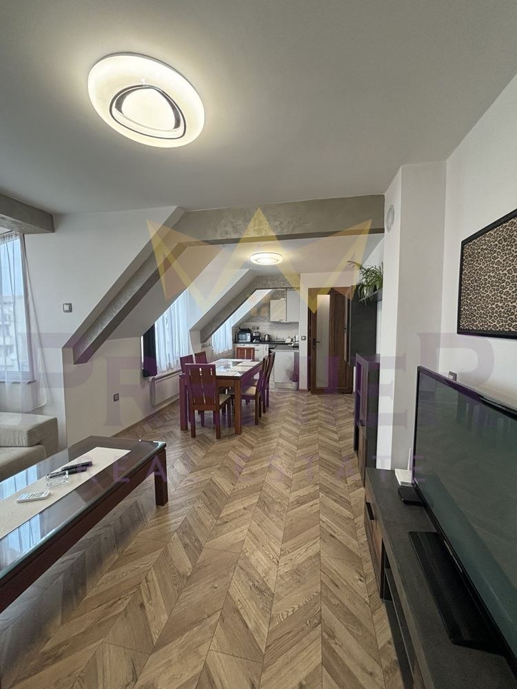 In vendita  2 camere da letto Varna , Liatno kino Trakiia , 110 mq | 62749828