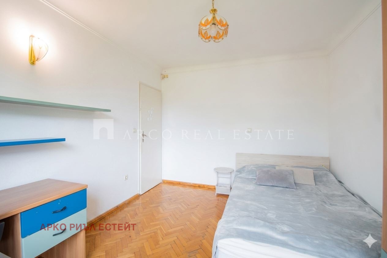Продава 4-СТАЕН, гр. София, Зона Б-18, снимка 10 - Апартаменти - 54710353