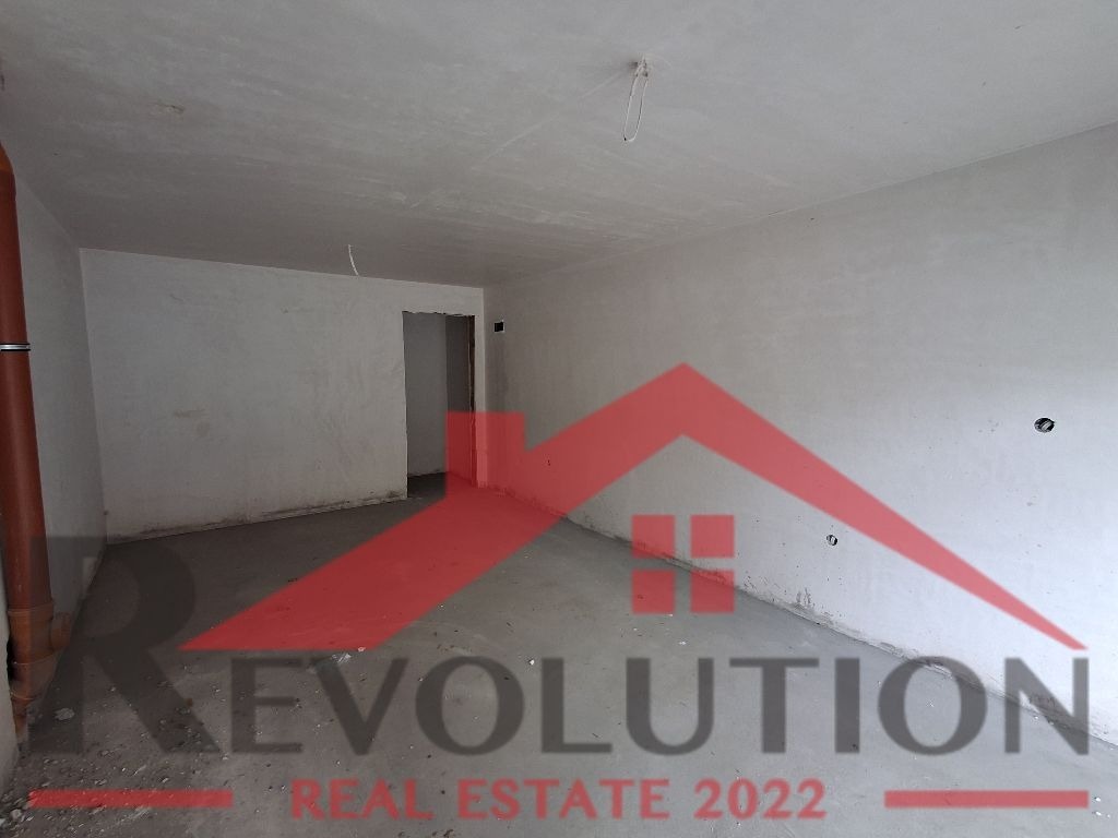 Продава ГАРАЖ, ПАРКОМЯСТО, гр. Кърджали, Възрожденци, снимка 3 - Гаражи и паркоместа - 54212556