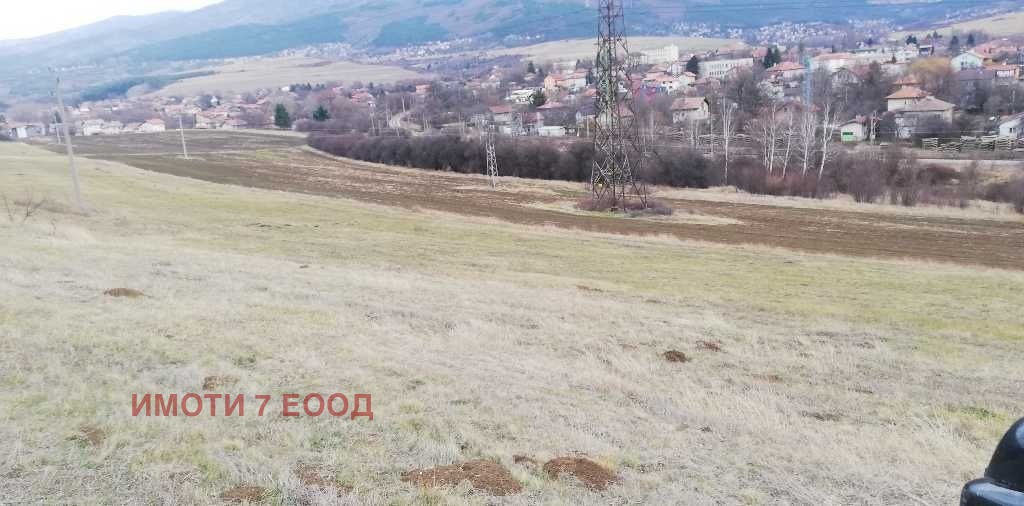 Продава ПАРЦЕЛ, с. Драгичево, област Перник, снимка 2 - Парцели - 50438485