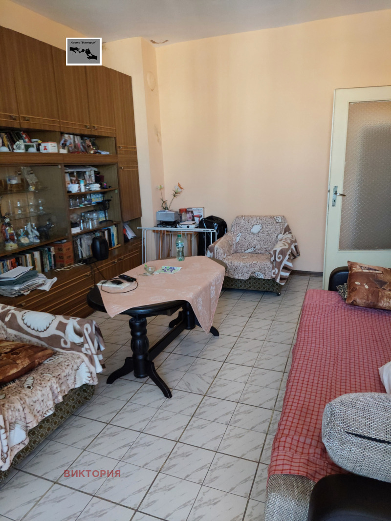 Продава 2-СТАЕН в град Пазарджик, Моста на Лютата - 62 кв.м / 68 000 € » 132 996.44 лв., ВИКТОРИЯ