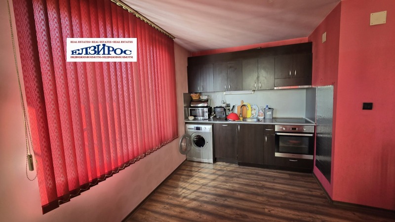 Продава ЕТАЖ ОТ КЪЩА, град Кюстендил, Бузлуджа • 130000 € • 57414155 — Holmes.bg