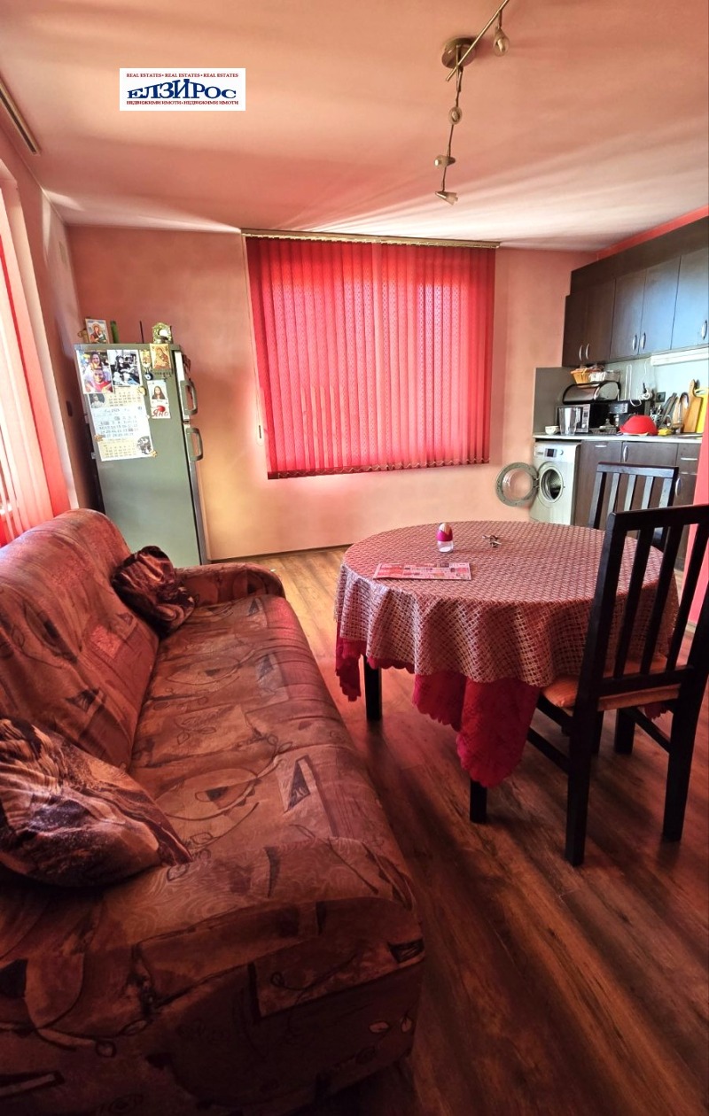 Продава  Етаж от къща град Кюстендил , Бузлуджа , 140 кв.м | 68317894 - изображение [2]