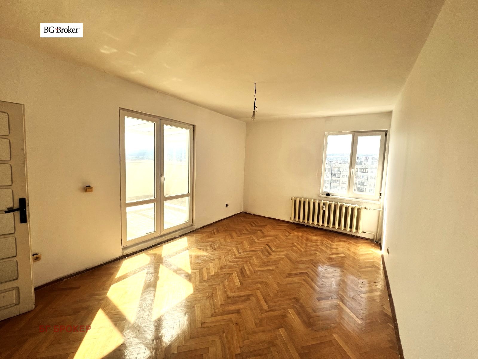 Продава МНОГОСТАЕН, гр. София, Младост 4