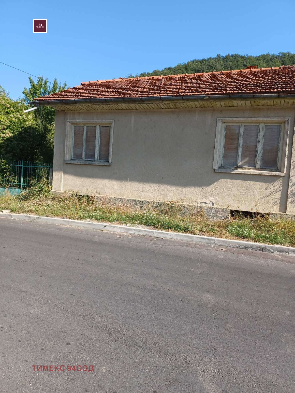 Продава КЪЩА, с. Велчево, област Ловеч, снимка 3 - Къщи - 56303554