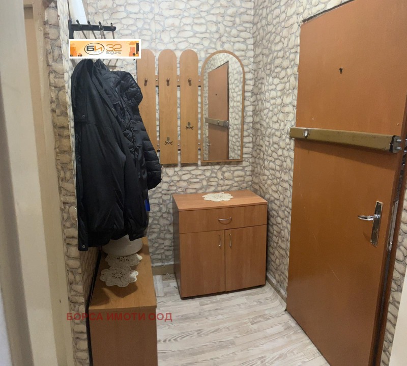 In vendita  Studio Vratsa , Mladost , 40 mq | 81158785 - Immagine [5]