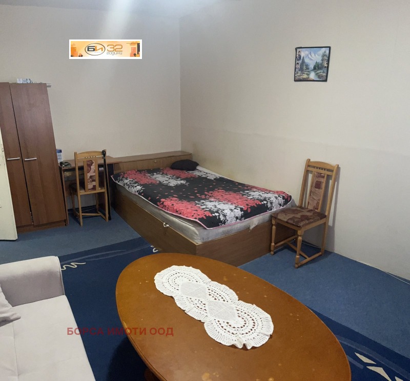 In vendita  Studio Vratsa , Mladost , 40 mq | 81158785