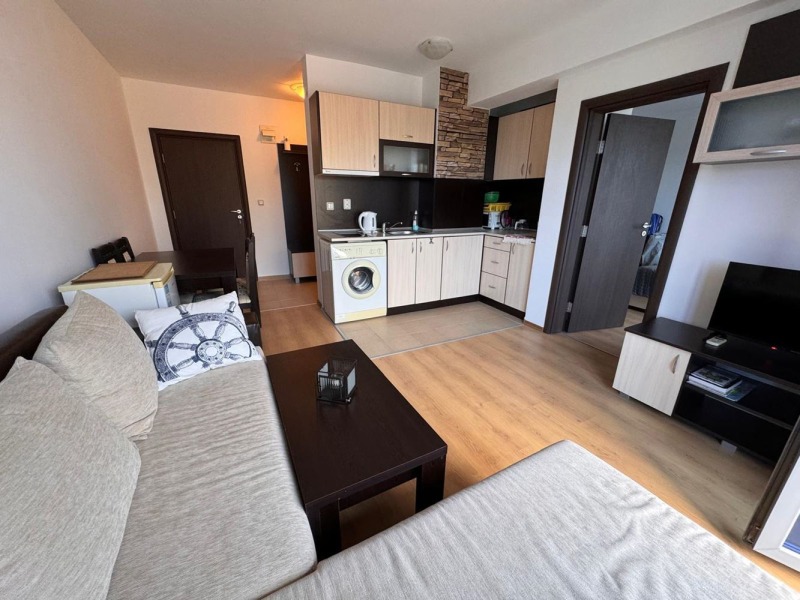 For Sale  1 bedroom region Burgas , k.k. Slanchev bryag , 62 sq.m | 38013003 - image [6]