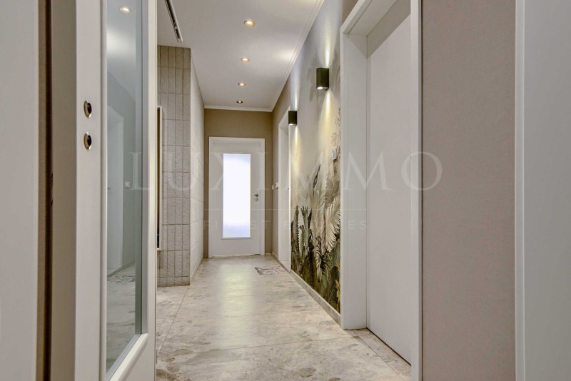 In vendita  2 camere da letto Plovdiv , Hristo Smirnenski , 158 mq | 43179313 - Immagine [16]