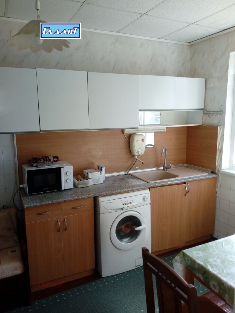 Продава 3-СТАЕН, град Варна, Левски 1 • 185000 € / 361828.55 лв. • 71870006 1