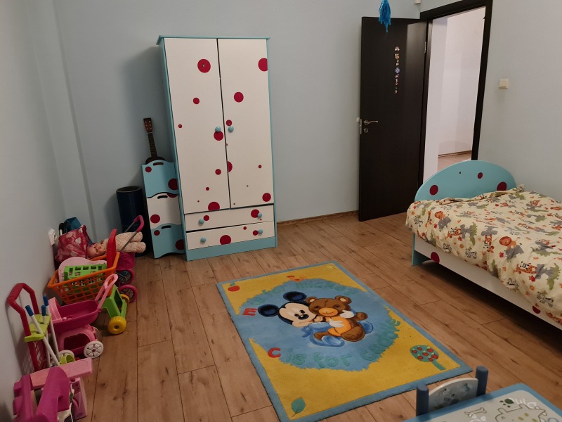 Продава ЕТАЖ ОТ КЪЩА, гр. София, Център, снимка 10 - Етаж от къща - 52857603