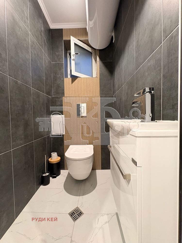 Продава ЕТАЖ ОТ КЪЩА, гр. Варна, Виница, снимка 6 - Етаж от къща - 52411406