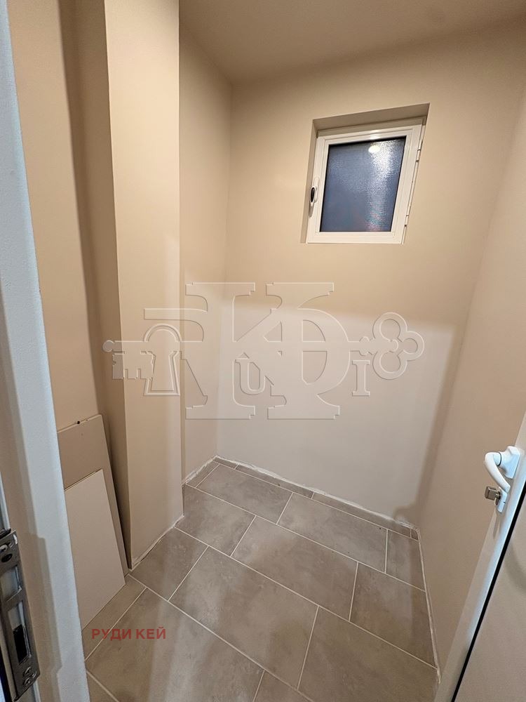 Продава ЕТАЖ ОТ КЪЩА, гр. Варна, Виница, снимка 13 - Етаж от къща - 52411406