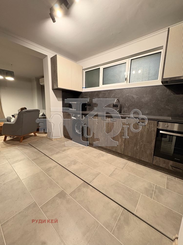 Продава ЕТАЖ ОТ КЪЩА, гр. Варна, Виница, снимка 14 - Етаж от къща - 52411406