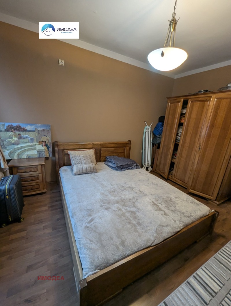 Продава ЕТАЖ ОТ КЪЩА, гр. Велико Търново, Асенов, снимка 3 - Етаж от къща - 53388559