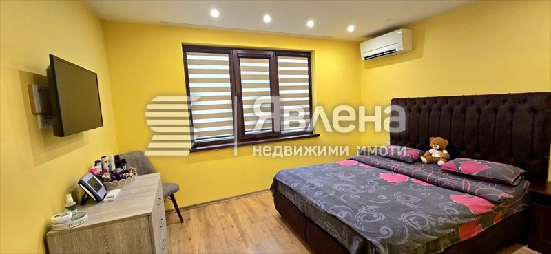 Продава ЕТАЖ ОТ КЪЩА, гр. Варна, Аспарухово, снимка 2 - Етаж от къща - 54084793