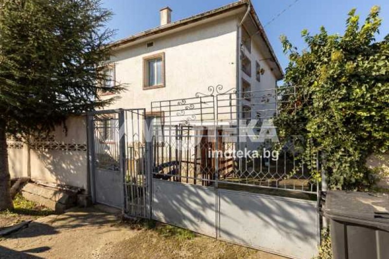 Продава  Къща област Варна , с. Страшимирово , 250 кв.м | 88248143