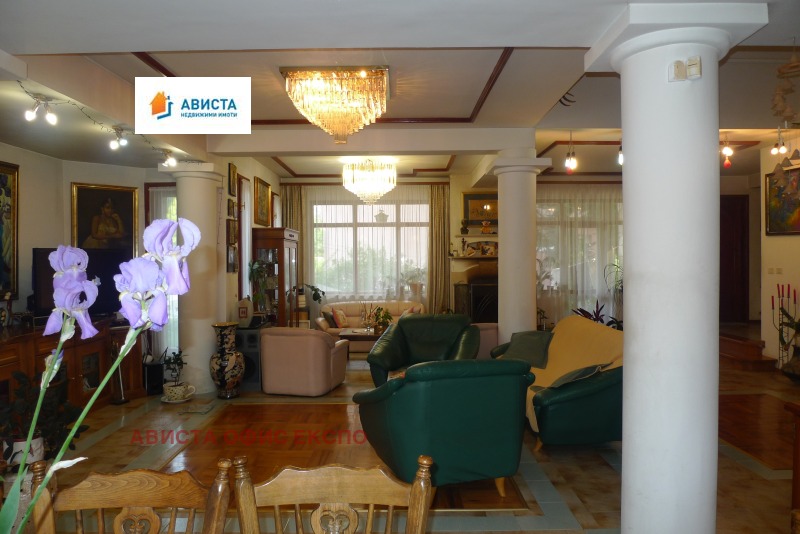 À venda  Casa Sofia , Bistrica , 545 m² | 84635742