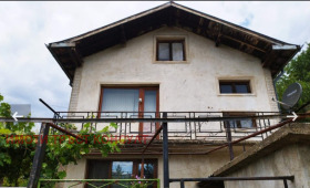 House Cherven breg, region Kyustendil 1