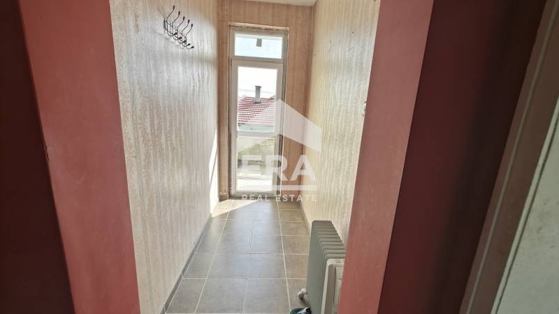 Продава  Етаж от къща град Шумен , Добруджански , 95 кв.м | 66726299 - изображение [3]