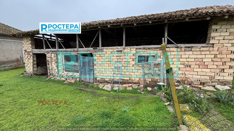 Продава КЪЩА, с. Съединение, област Търговище, снимка 11 - Къщи - 52702742