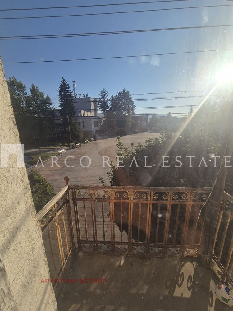 Продава КЪЩА, гр. Ихтиман, област София област, снимка 2 - Къщи - 55659951
