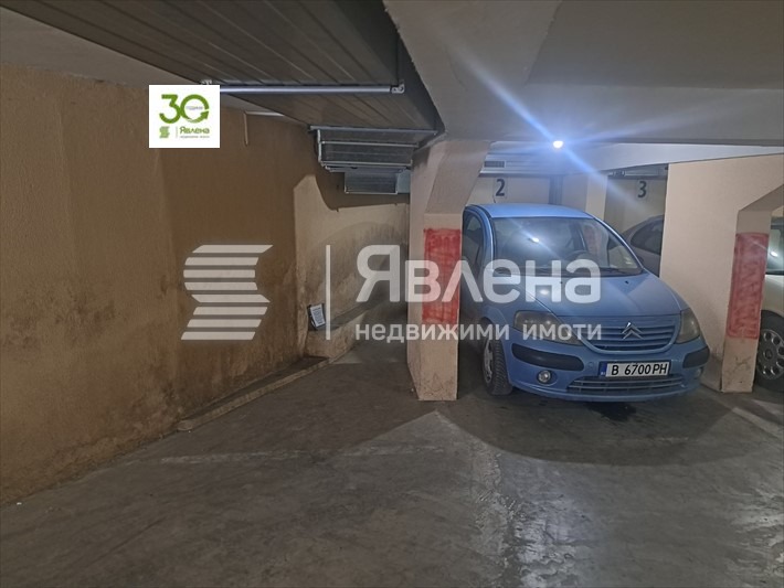 Продава ГАРАЖ, ПАРКОМЯСТО, гр. Варна, Център, снимка 3 - Гаражи и паркоместа - 55182008