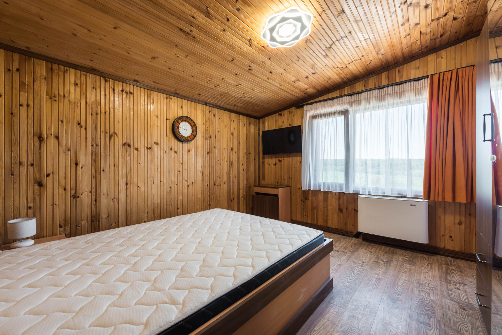 Продава КЪЩА, с. Близнаци, област Варна, снимка 15 - Къщи - 54619579