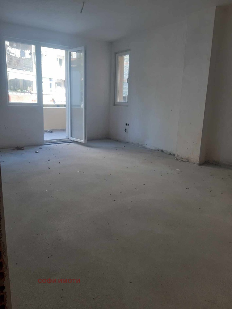 De vânzare  1 dormitor Cârdjali , Țentâr , 70 mp | 52490069 - imagine [3]