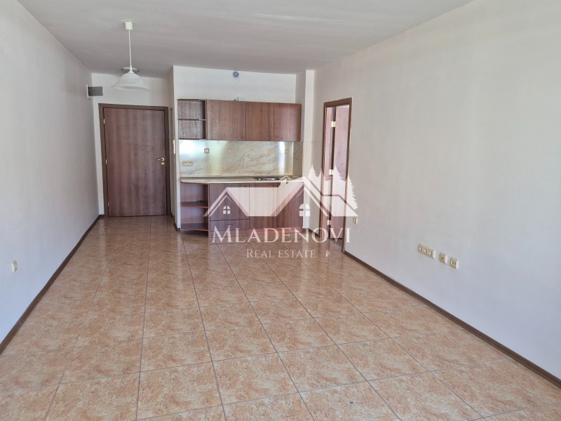 Продава  2-стаен област Бургас , гр. Ахелой , 80 кв.м | 87780539